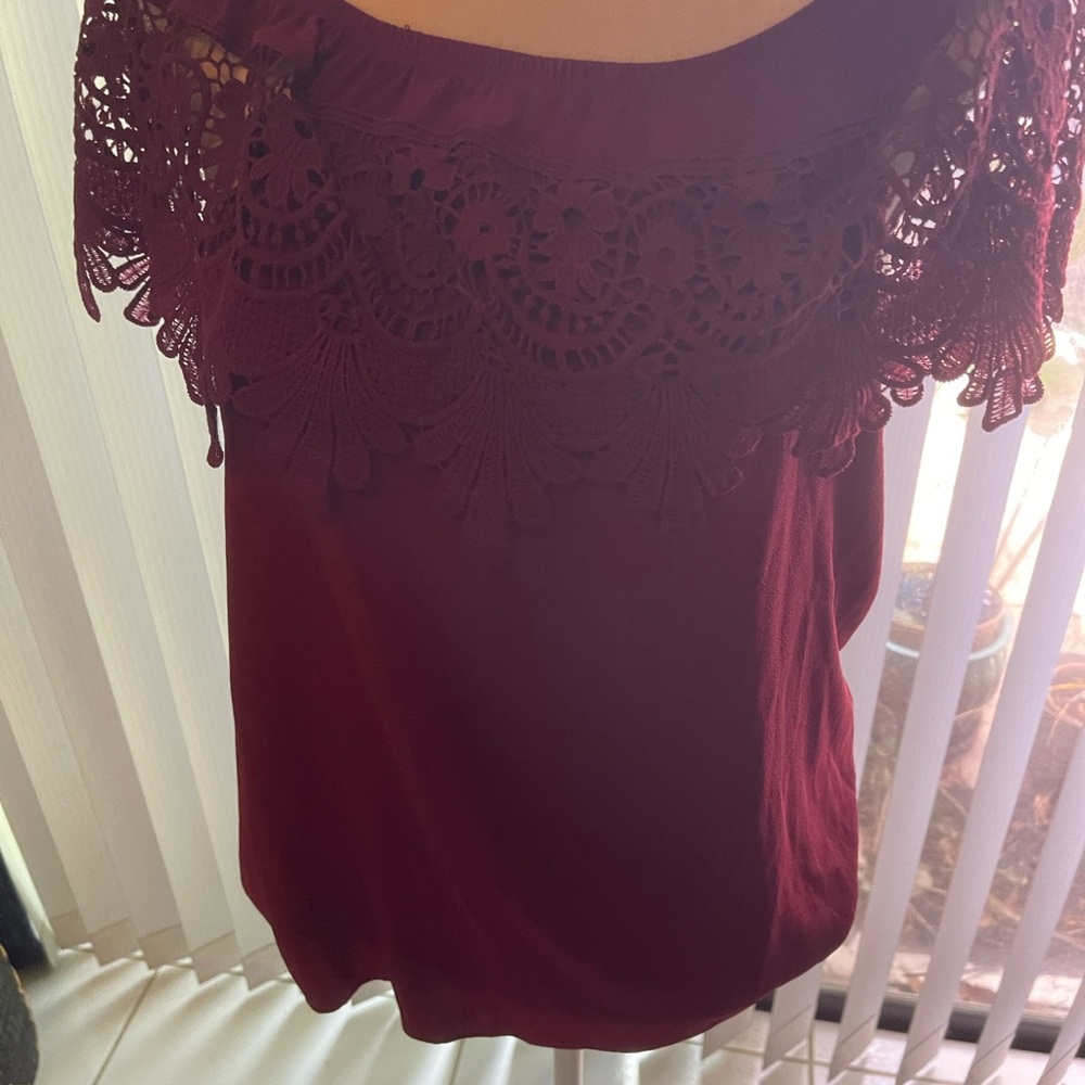 Lace-Trim Off-Shoulder Camisole in Wine